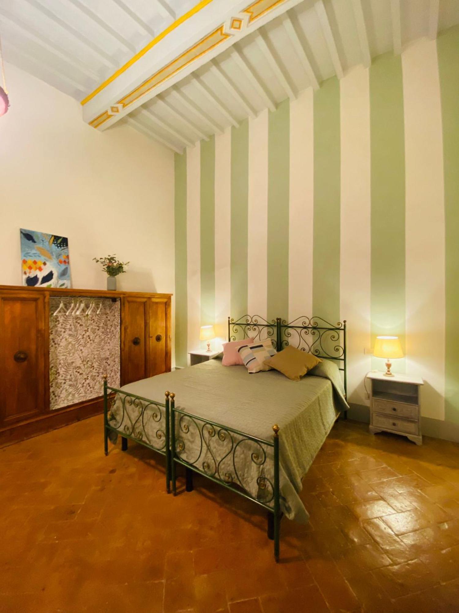 La Casa Di Giovanna San Gimignano Bagian luar foto